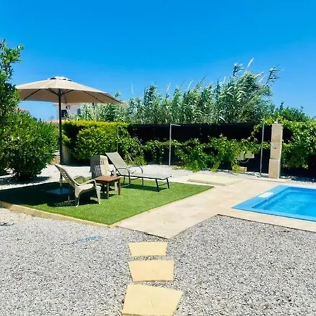 Villa Deniz Kizi-mermaid *
